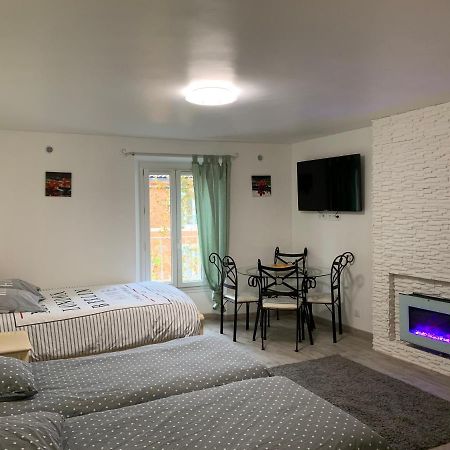 Formidable Studio Au Coeur Historique De Frejus Apartman Kültér fotó