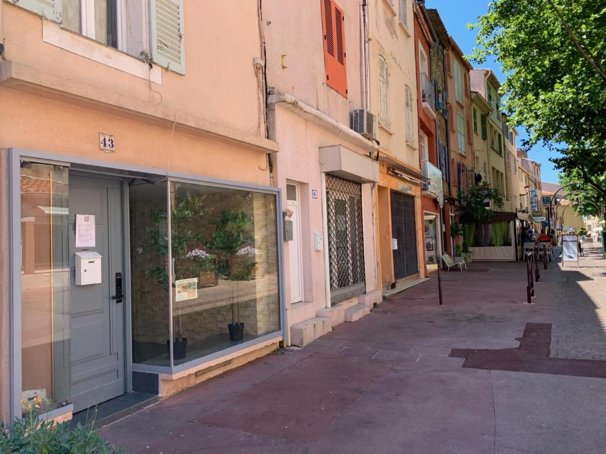 Formidable Studio Au Coeur Historique De Frejus Apartman Kültér fotó